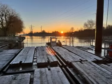 Extraction Pontoons 2