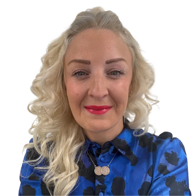 Michelle Waterhouse WHITE BACKGROUND SQUARE