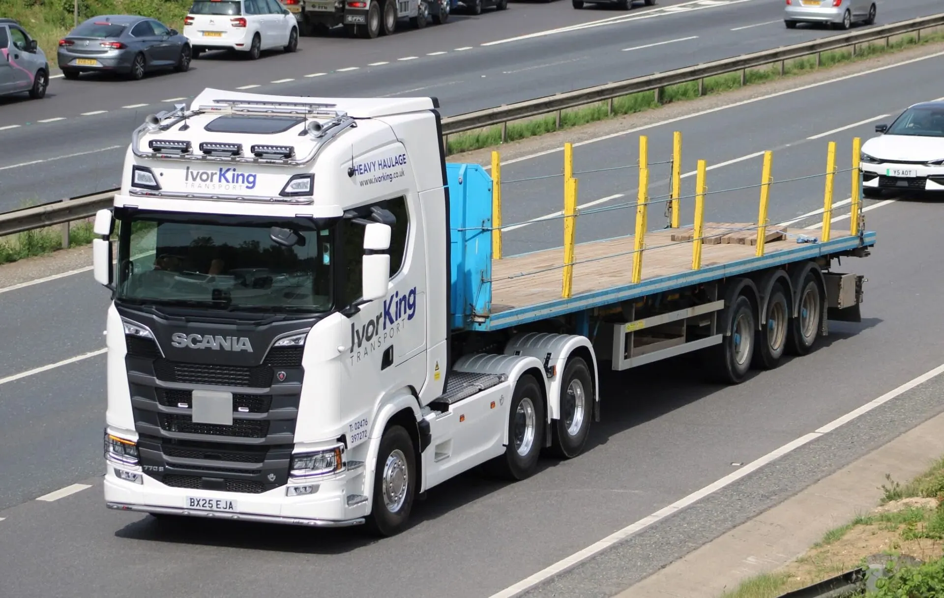 BX25 EJA Empty Trailer